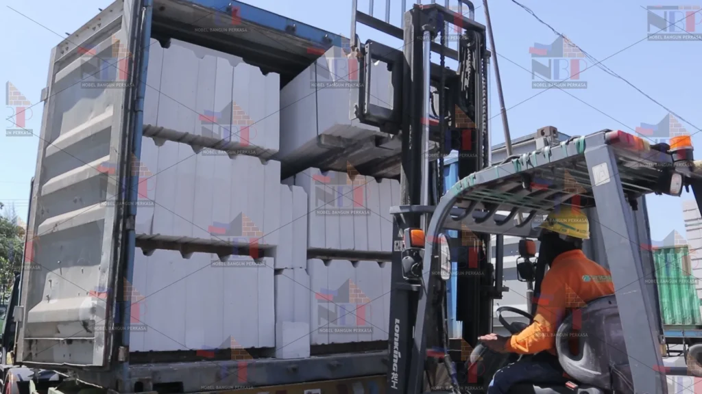 pengiriman panel lantai 7